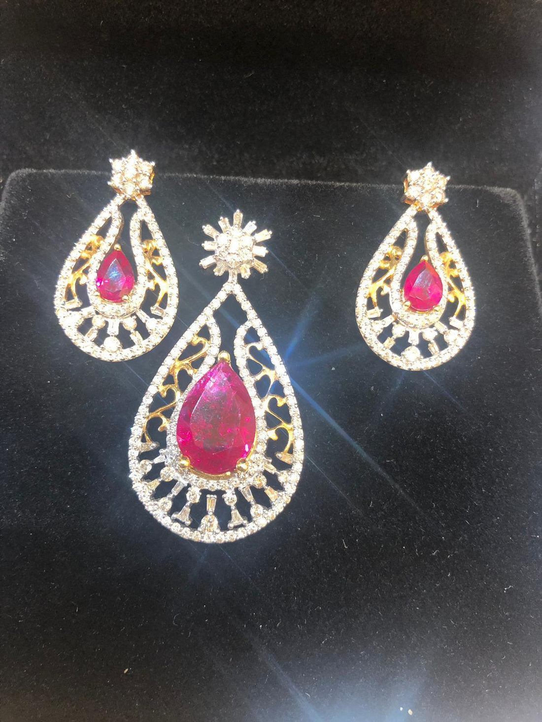 18k Diamond Ruby Pendant With Earrings