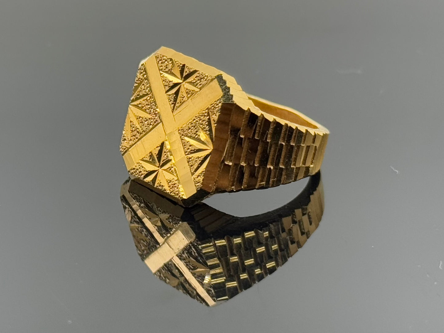 22k Elegant Men Geometric Ring gr1341