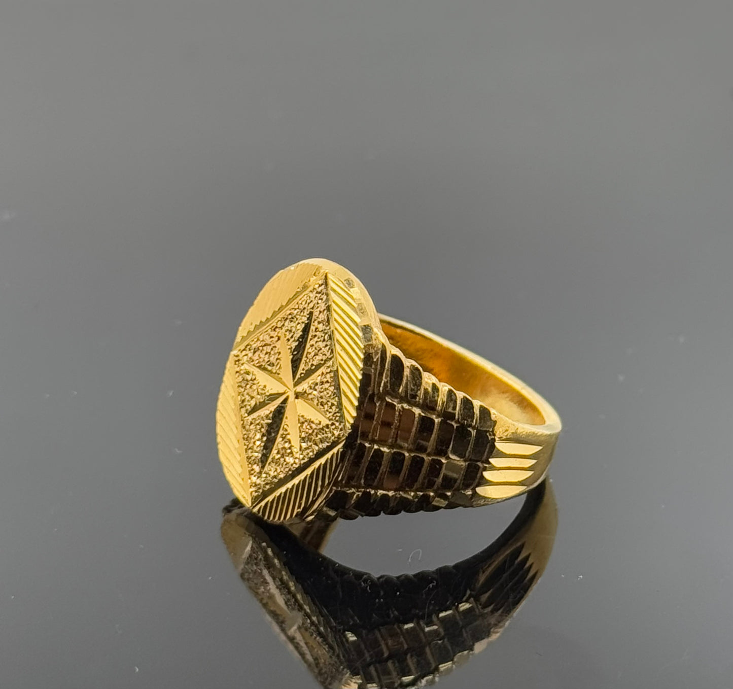 22k Elegant Men Geometric Ring gr1446