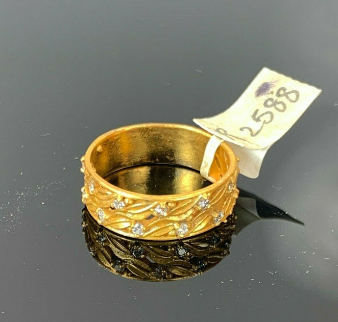 22k Ring Solid Gold ELEGANT Charm Ladies Band SIZE 7.75 