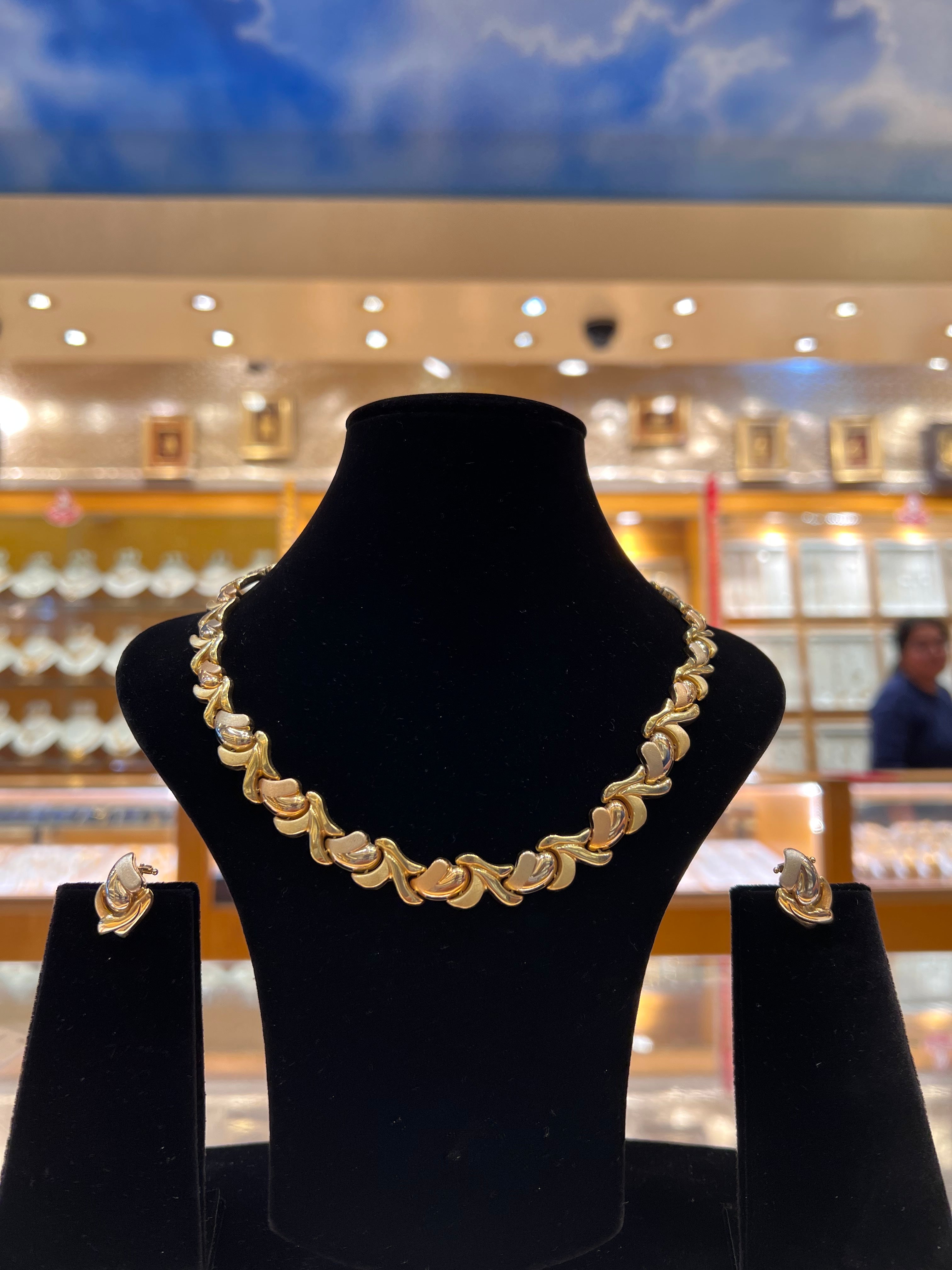 18k Solid Gold Simple ladies Tri Tone Necklace Set c3283 Royal Dubai  Jewellers