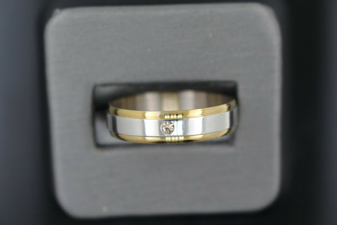 18k Solid Gold Elegant Ladies Modern Zirconia Satin Finish Band Ring R9280m - Royal Dubai Jewellers