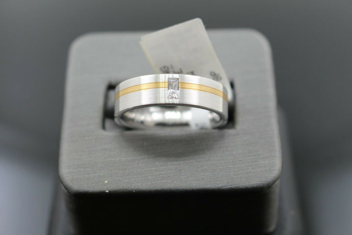 18k Solid Gold Elegant Ladies Modern Zirconia Shiny Finish Band Ring R9444m - Royal Dubai Jewellers