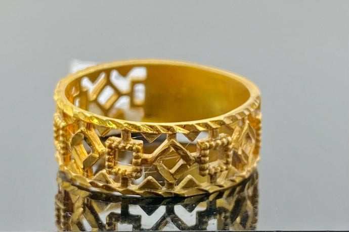 22k Ring Solid Gold Elegant Charm Ladies Pattern Cut Ring Size R2061 mon - Royal Dubai Jewellers