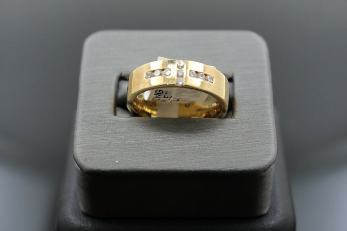 18k Solid Gold Elegant Ladies Modern Zirconia Shiny Finish Band Ring R9474m - Royal Dubai Jewellers