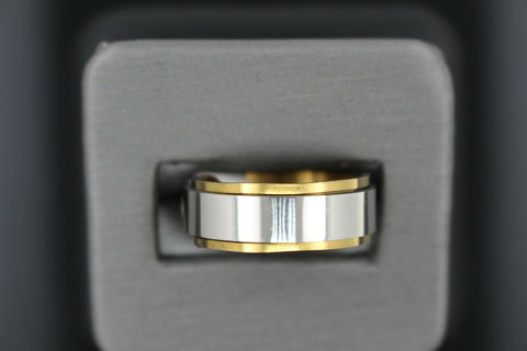 18k Solid Gold Elegant Ladies Modern Shiny Finish Band Ring R9018m - Royal Dubai Jewellers