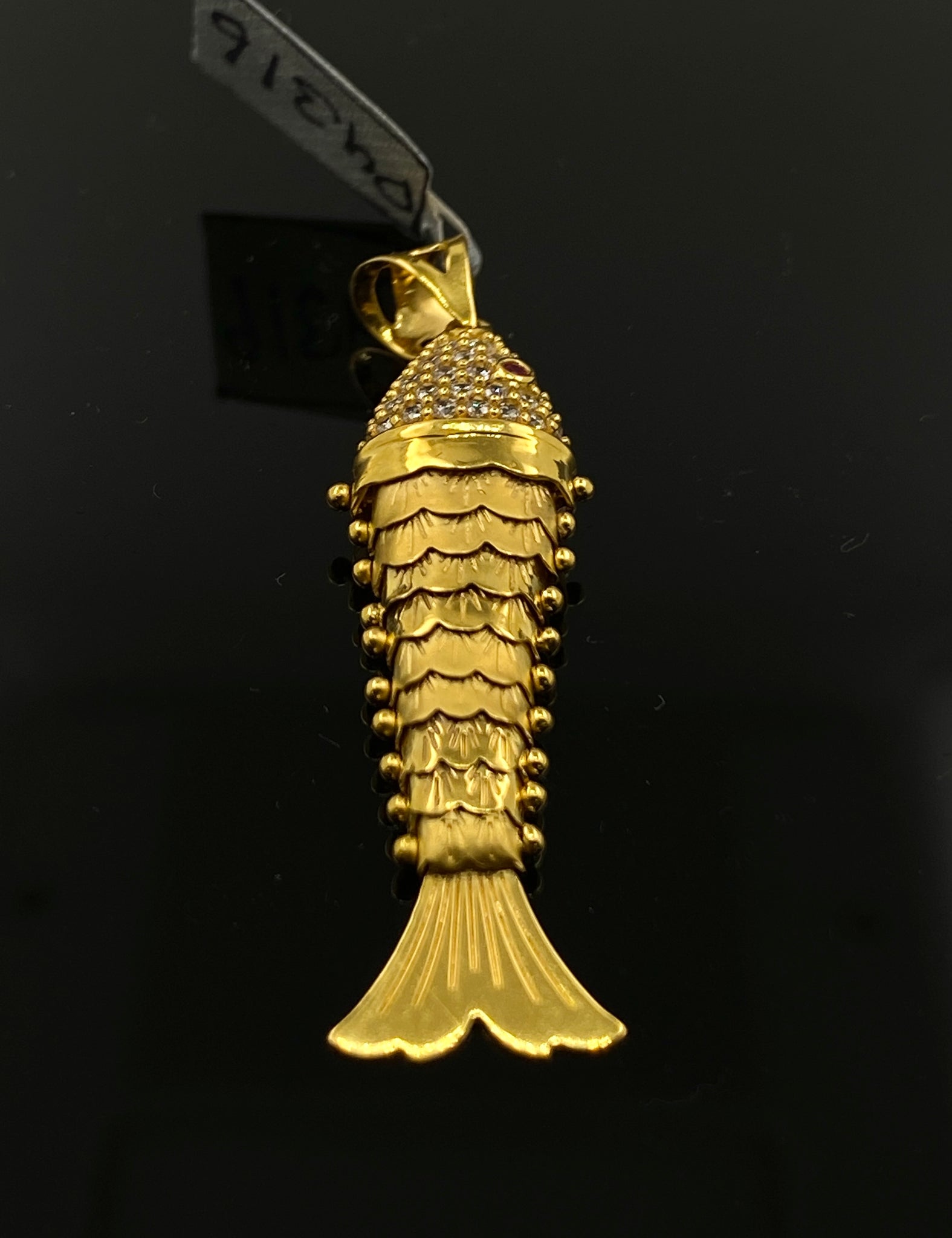 22K Solid Gold Fish With Zircon Pendant P4316
