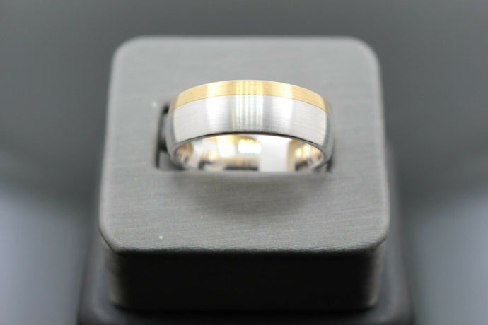 18k Solid Gold Elegant Ladies Modern Shiny Finish Band Ring R9437m - Royal Dubai Jewellers